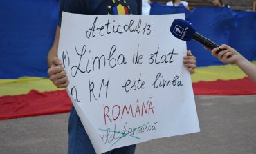 ”Limba română” poate înlocui ”limba moldovenească” în Constituția Moldovei