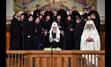 Recital Tudor Gheorghe la Patriarhie în prezența patriarhului Kirill
