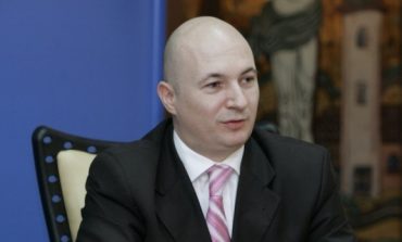 Codrin Ștefănescu: Este absolut obligatorie desecretizarea tuturor protocoalelor încheiate de SRI cu instituţiile statului