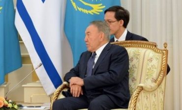 Kazahstanul ia distanţă faţă de limba rusă şi trece la alfabetul latin