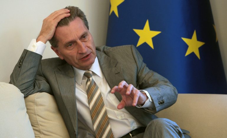 Comisarul european Gunther Oettinger, în vizită la București