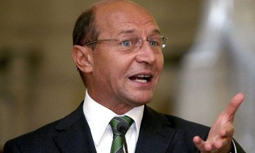 Traian Băsescu: Dacă sistemul vrea să îşi primească omul său în fruntea SIE, trebuie să-l scoată achitat pe Dragnea